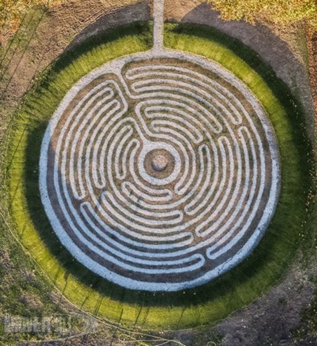 The Hereford Labyrinth from above